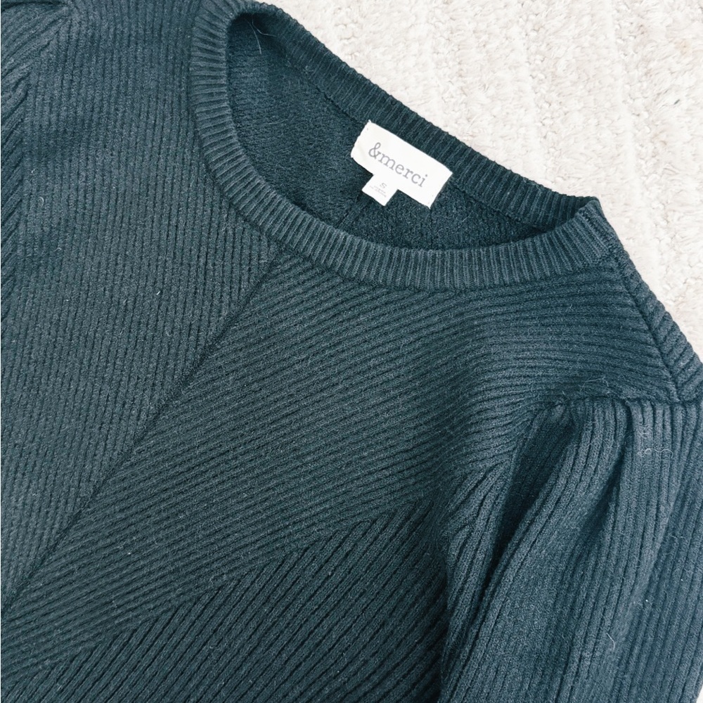 NWOT! &Merci Women’s Deep Back Knit Sweater - Size S - Picture 2 of 2